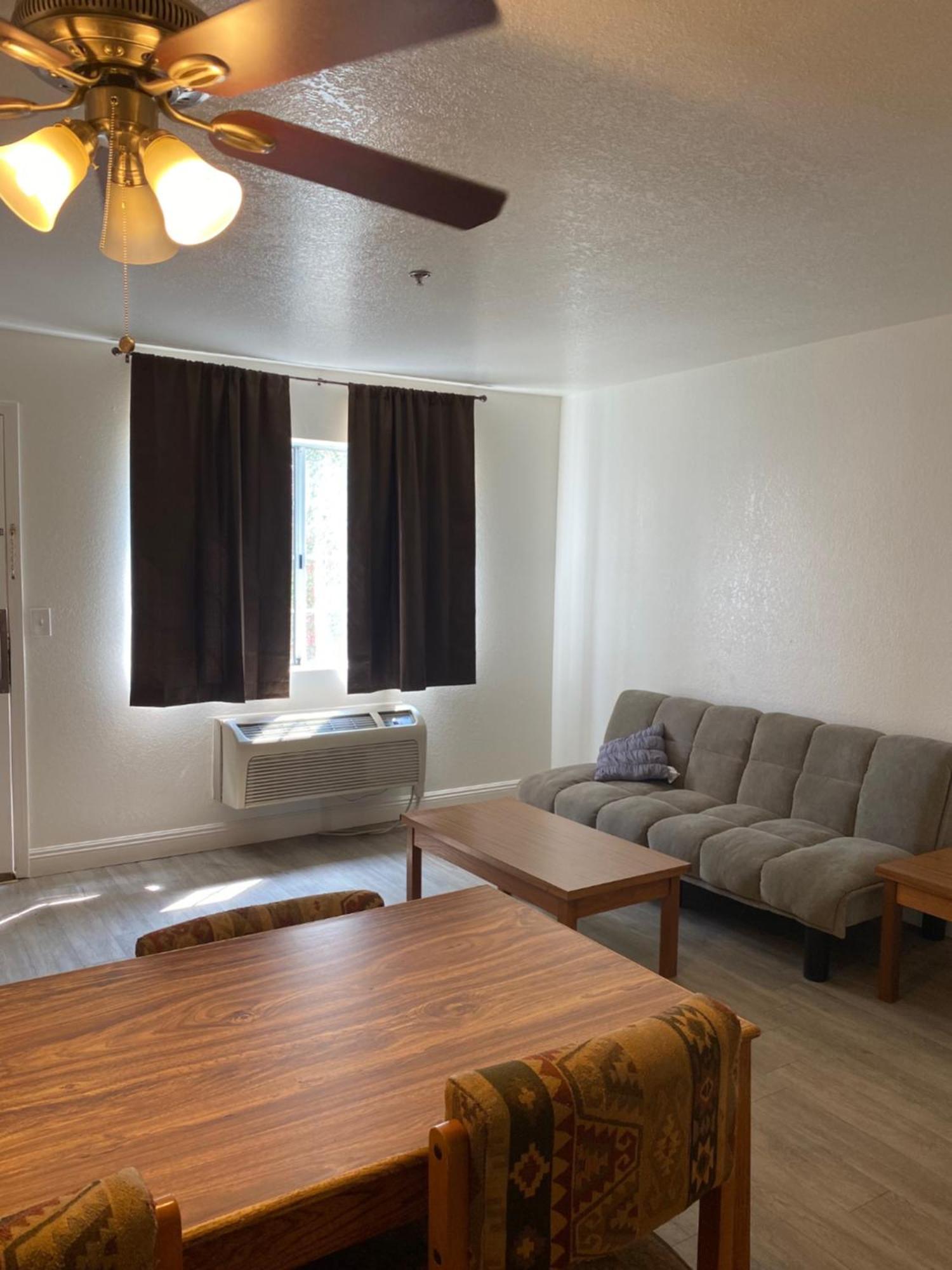 Lodge On The River Bullhead City Exterior photo