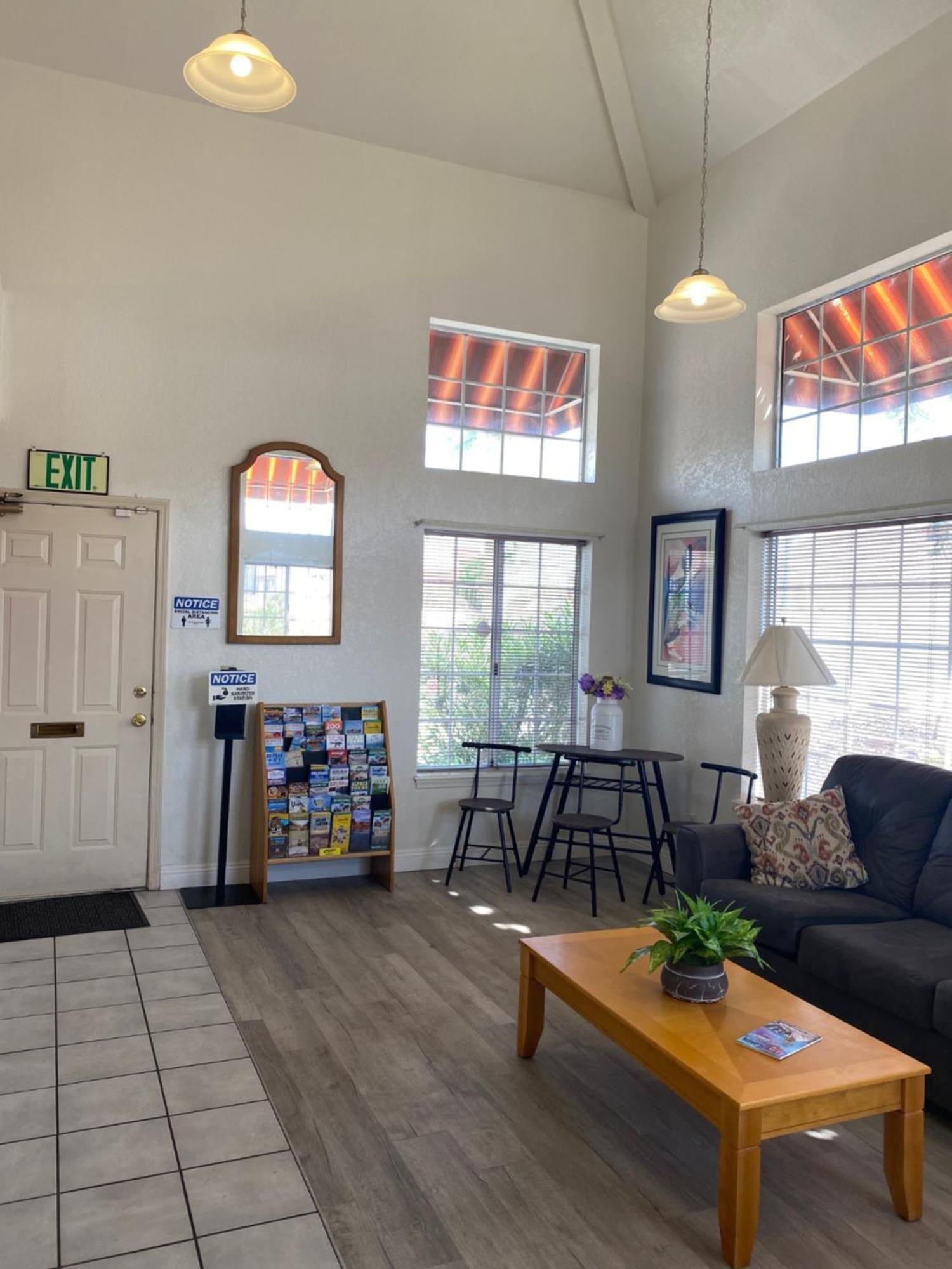 Lodge On The River Bullhead City Exterior photo